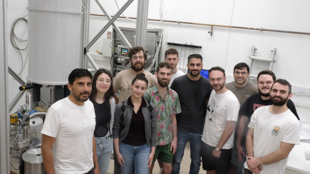 צוות המחקר של פרופ' יורם דגן (צילום: אוניברסיטת תל אביב) צוות המחקר של פרופ' יורם דגן