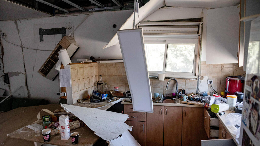 הנזק בשומרון (צילום: REUTERS/Naama Stern) זירת נפילה ביהודה ושומרון