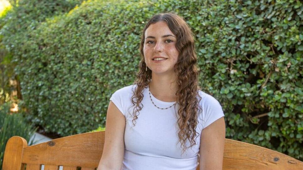עופרי זולוטוב. (צילום: עידו ארז) עופרי זולוטוב, תלמידה