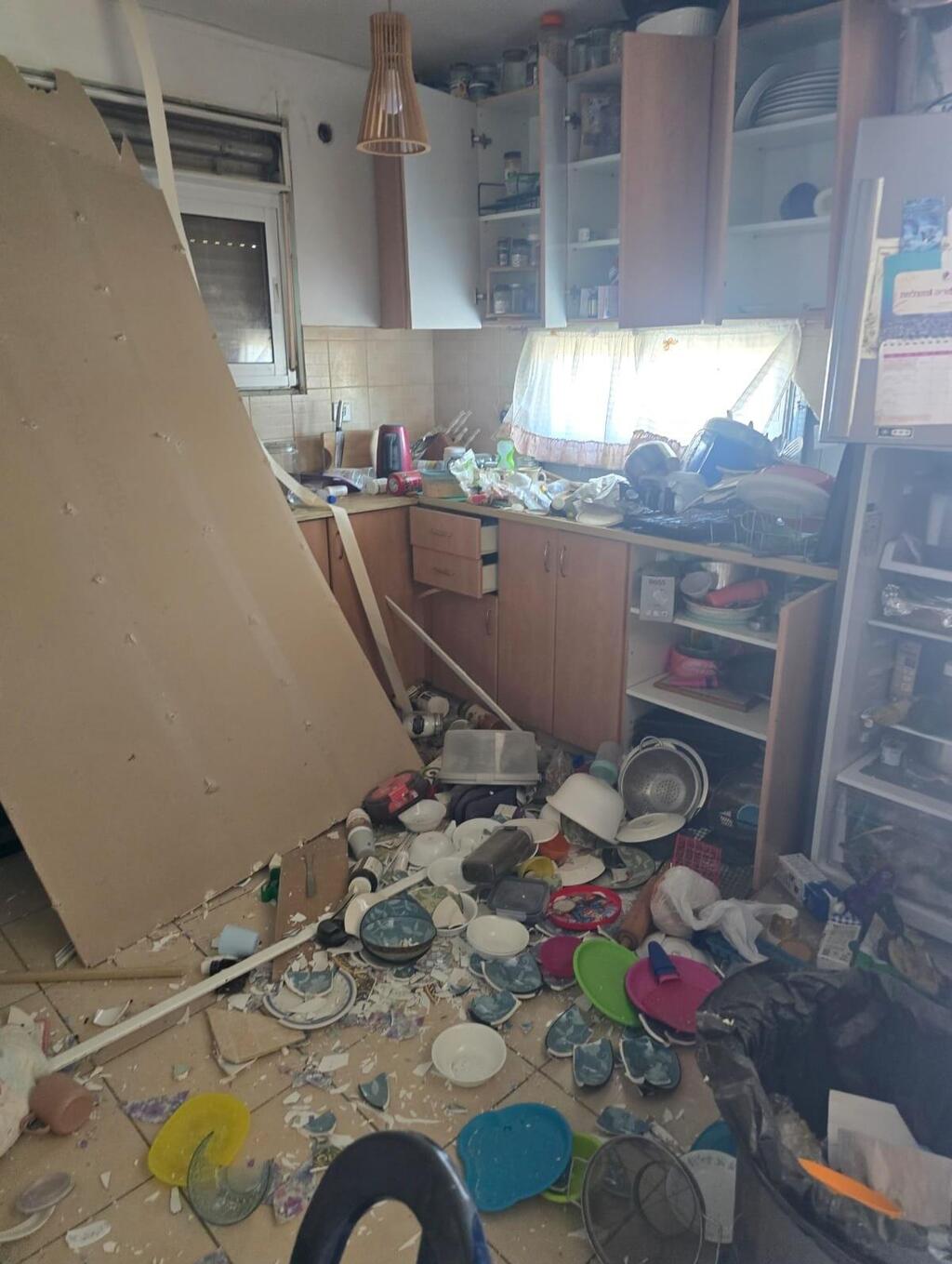 צילום: תיעוד מבצעי מד"א בתים שניזוקו במאחז בשומרון