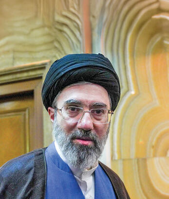 מוג'תבא. לא מורתע | צילון: אי-אף-פי, HAMED JAFARNEJAD (HAMED JAFARNEJAD, AFP) מוג'תבא. לא מורתע | צילון: אי-אף-פי, HAMED JAFARNEJAD