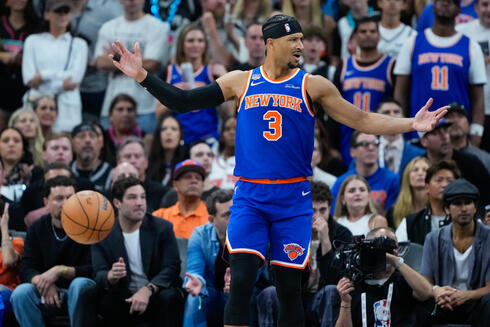 New York Knicks win first NBA title in 53 years, beating Wembanyama's Spurs
