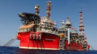 Floating Gym, Arrival by Helicopter Only: Rare Documentation from the Heart of the Sea of the "Karish" That Supplies Gas