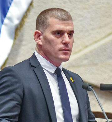 ח"כ לוי. "גם בני לא יודע מה בחרתי" (טה חױו) ח"כ לוי. "גם בני לא יודע מה בחרתי"