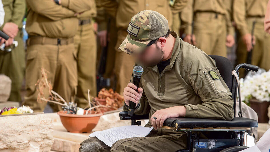 סא”ל אליעזר אברמוביץ סופד לסמ”ר ליאב כבביה ז”ל, אתמול (עידו ארז) סא”ל אליעזר אברמוביץ סופד לסמ”ר ליאב כבביה ז”ל, אתמול