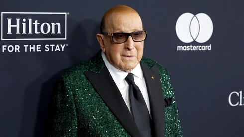 Music titan Clive Davis dies at 94