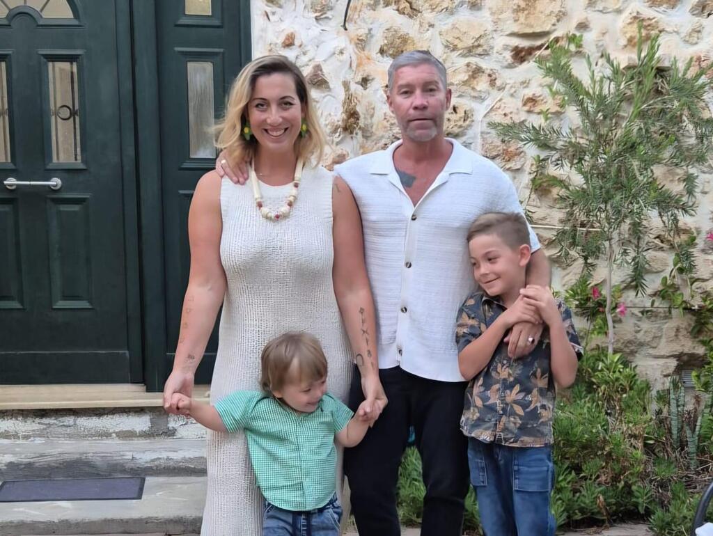 ''סוכר מעובד לא מביא איתו שום ערך''. משפחת פירסון (צילום: אלבום ביתי) משפחת פירסון