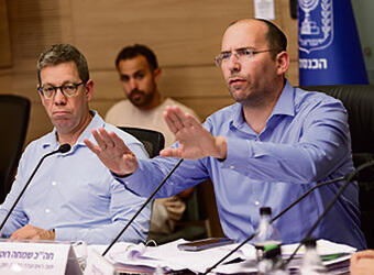 אלכס קולומויסקי