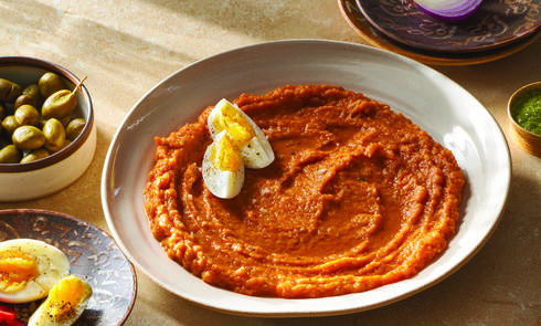 מנה צמחונית/טבעונית: ממרח עדשים כתומות ודלעת