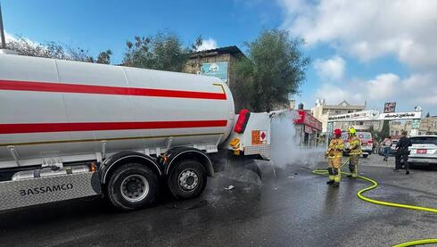 דליפת גז ממשאית שנפגעה מניידת – אחרי שהתנגש בה גנב רכב ליד מודיעין עילית