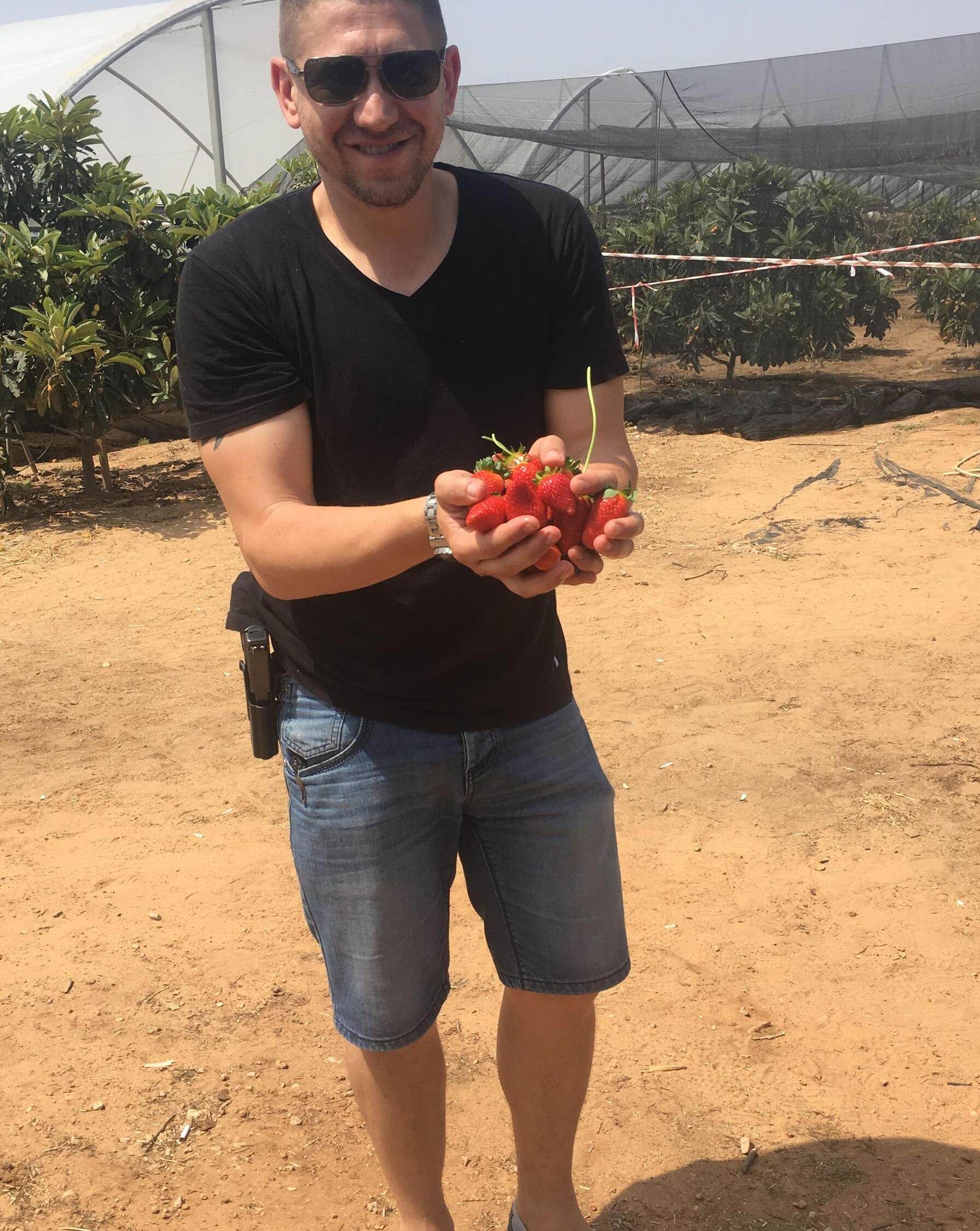 סטניסלב שיינקמן ז"ל, גל-הד, יד לבנים