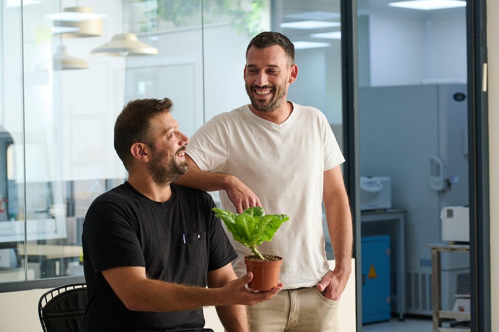 Tal Lutzky and Amir Tiroler (Photo: Plantopia) Tal Lutzky and Amir Tiroler
