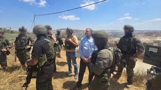 ראש השב"כ בזירת הפיגוע בחוות גלעד