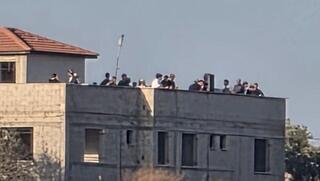 הפלסטינים: מתנחלים השתלטו על בית באזור שכם – והניפו דגלי ישראל