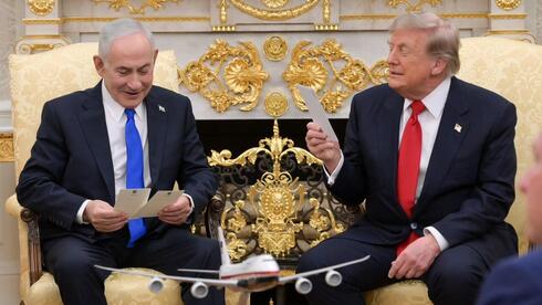 המסר של בנימין נתניהו והיפוכו: הפגישה הלא מתוכננת של בן סלמאן עם טראמפ