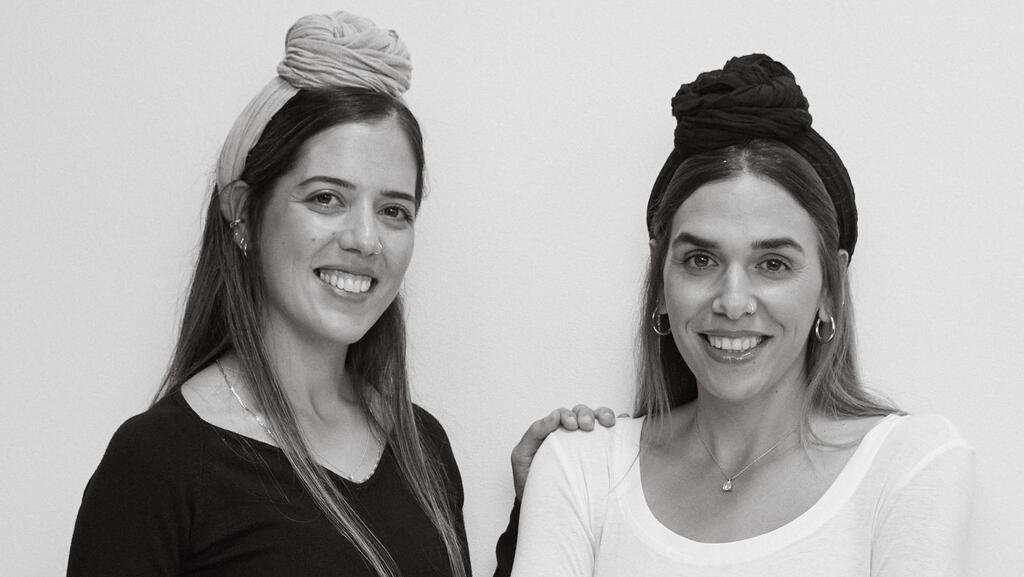 מימין: עדי כהן ואריאלה אביטן, מנכ"ליות ומעצבות מותג שדה בר (צילום: ליאור קסון) מימין: עדי כהן ואריאלה אביטן, מנכ"ליות ומעצבות מותג שדה בר