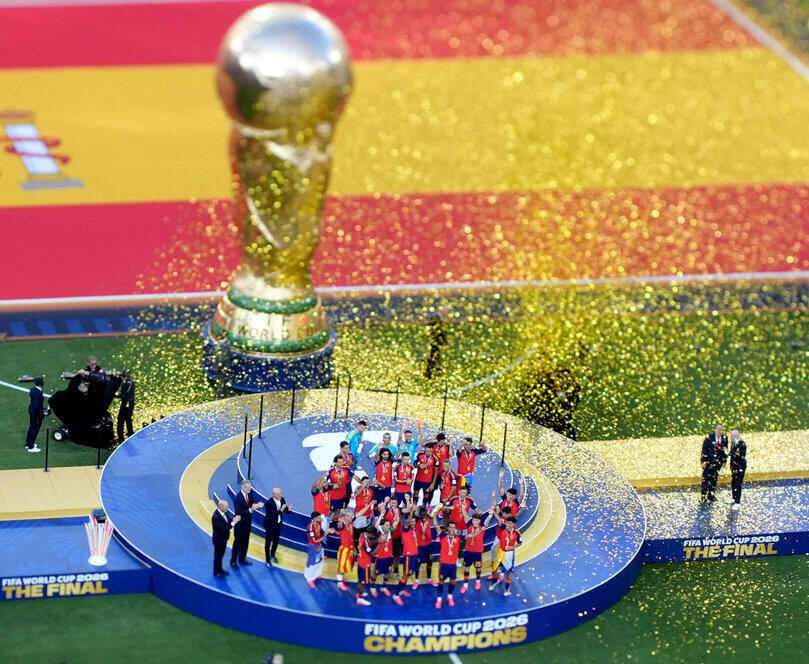 JAMES LANG, IMAGN IMAGES via Reuters