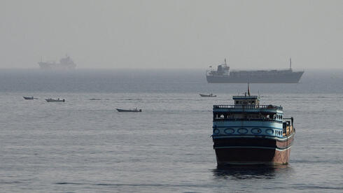 Pakistan says US, Iran nearing deal as Hormuz tensions persist and oil prices fall