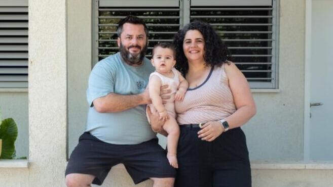 "יום אחד עצרנו והסתובבנו. בניגוד לקיבוצים אחרים אנשים אמרו שלום וחייכו. זה קנה אותנו"