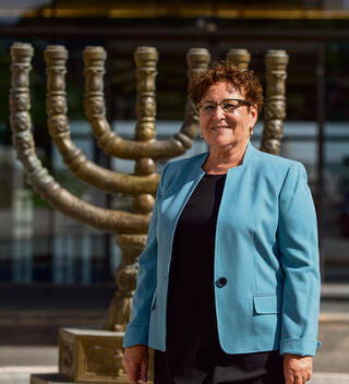 מרים פרץ. "כנראה שיש הבדל בין הדור שנולד בגלות או בקום המדינה לבין הדור שנולד פה כשהכול כבר מוכן"
