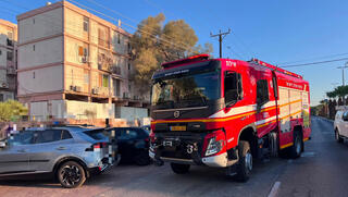 שריפה פרצה בדירה באילת, גבר חולץ במצב קשה