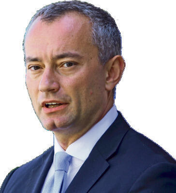ניקולאי מלאדנוב (Adel Hana, AP) ניקולאי מלאדנוב