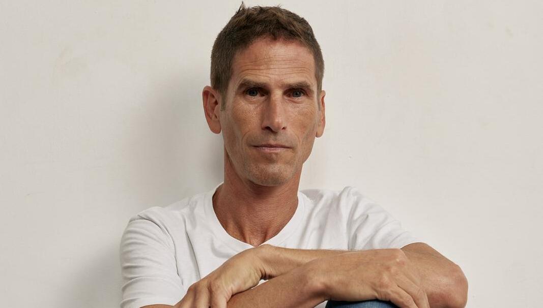 ''הגוף אמר לי, אתה חולה, אתה לא מרגיש טוב''. אלון גונן (תמונה: אוסף פרטי) אלון גונן