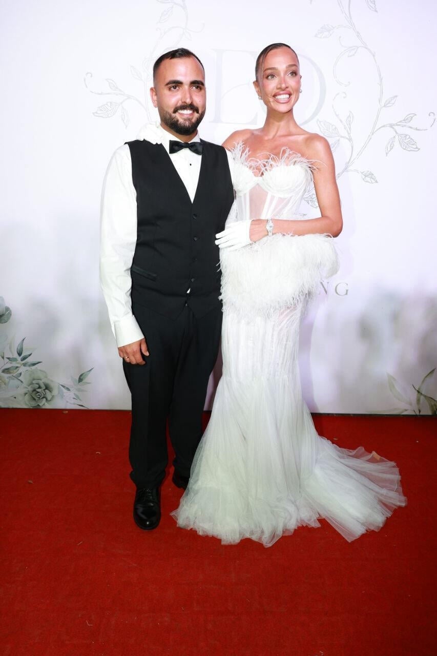 Model Eden Fines and singer Osher Cohen on their wedding day (Photo: Anat Mosberg) עדן פינס ואושר כהן בחתונתם
