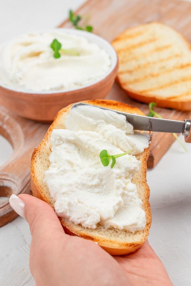 מפוסטר? זה מצוין (צילום: sweet marshmallow / shutterstock) גבינה רכה