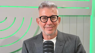 ‏אלדד תמיר: "מכונית גדולה זה שופוני. אני נוסע במוניות או בקורקינט"‏