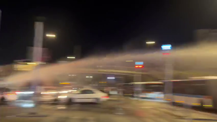 הפגנת חרדים ברחוב בר אילן סמוך לרכבת