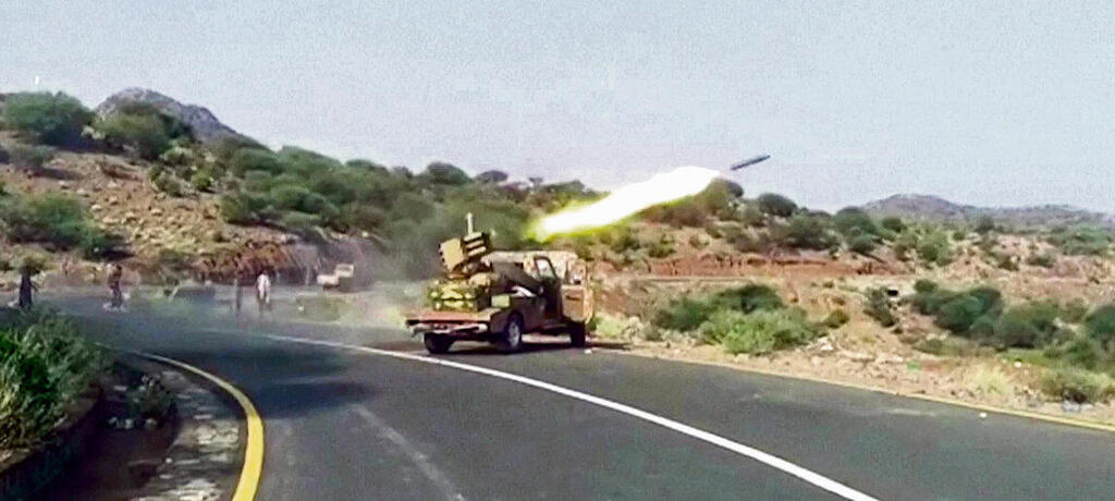 התקיפות של סעודיה והחות'ים אתמול (-, AFP) התקיפות של סעודיה והחות'ים אתמול