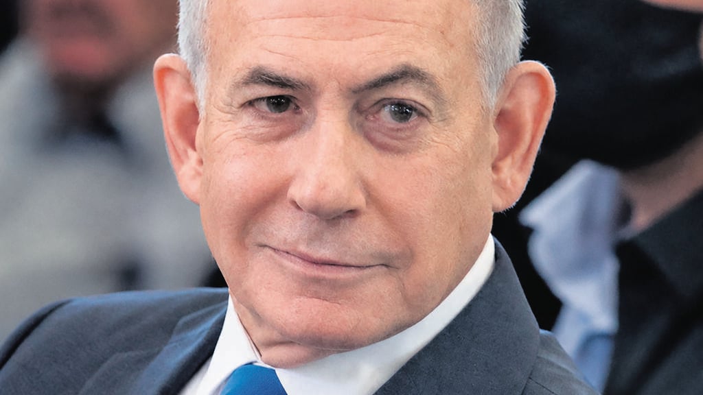 מוצג דרך מסכי הטלוויזיה כמחרחר ריב ומתלהם. ראש הממשלה בנימין נתניהו (צילום: אלכס קולומויסקי) ראש הממשלה בנימין נתניהו