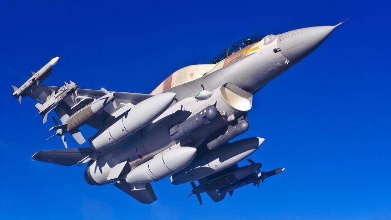 SPICE missiles mounted on a Israeli Air Force fighter jet (Photo: Rafael Advanced Defense Systems) ברדים על מטוסי חיל האוויר