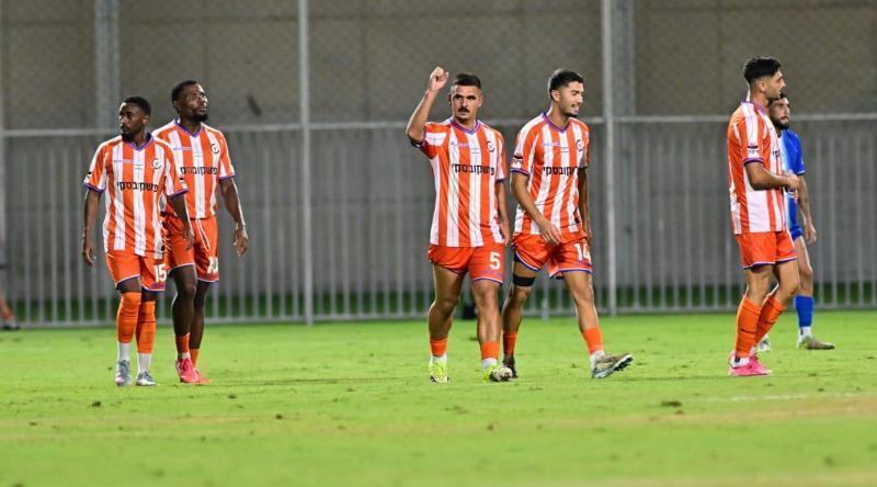 שחקני הפועל ראשון לציון מאושרים (ראובן שוורץ) שחקני הפועל ראשון לציון מאושרים