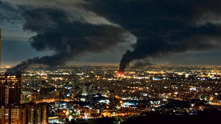 IDF strikes in Tehran תקיפה של חיל האוויר בטהרן. המטרה: סיכול תוכנית " 2040 "