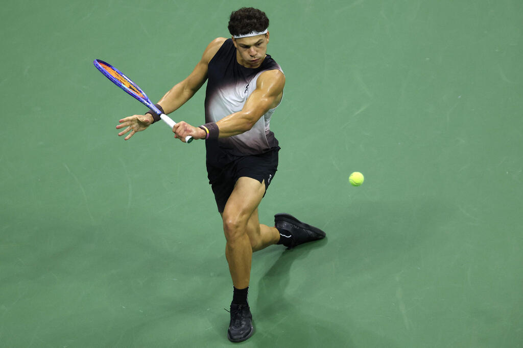 גמר גראנד סלאם ראשון בקרייה. שלטון (צילום: MATTHEW STOCKMAN / GETTY IMAGES NORTH AMERICA / AFP) בן שלטון