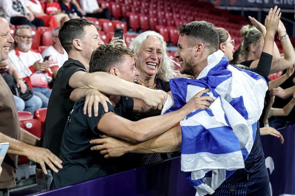 "התרגשות מאוד גדולה" (צילום: לילך וייס רוזנברג) נבחרת ישראל בכדורעף נגד פורטוגל