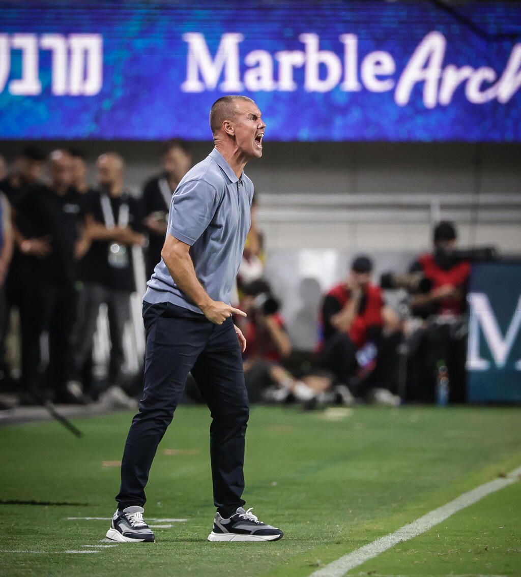 מכבי ת"א  קני מילר הפועל ת"א 