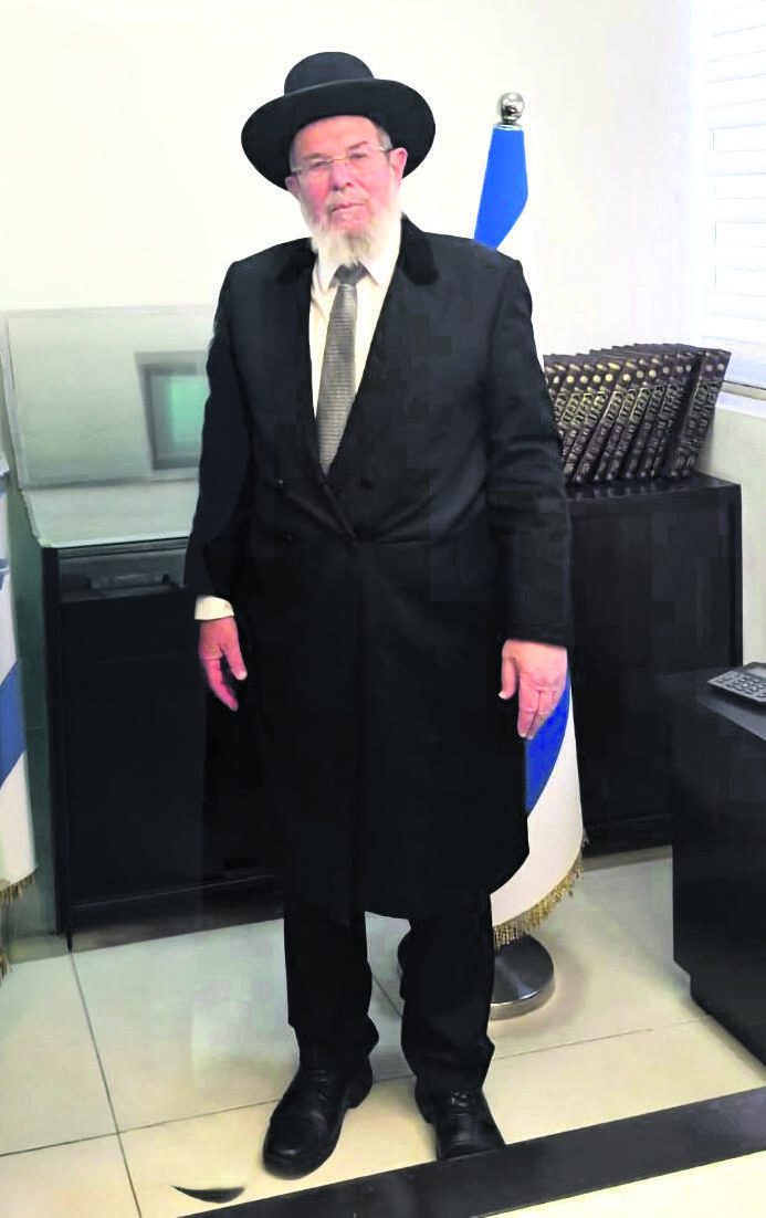 הרב הראשי האשכנזי קלמן בר (צילום: באדיבות אתר בחדרי חרדים) הרב הראשי האשכנזי קלמן בר