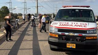 גבר נפצע קשה במהלך רכיבה על אופניים באזור רמלה