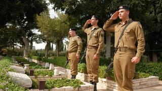 צילום אחד, 50 שנה, שלושה לוחמים: התמונה המצמררת – והיחיד שנותר לספר