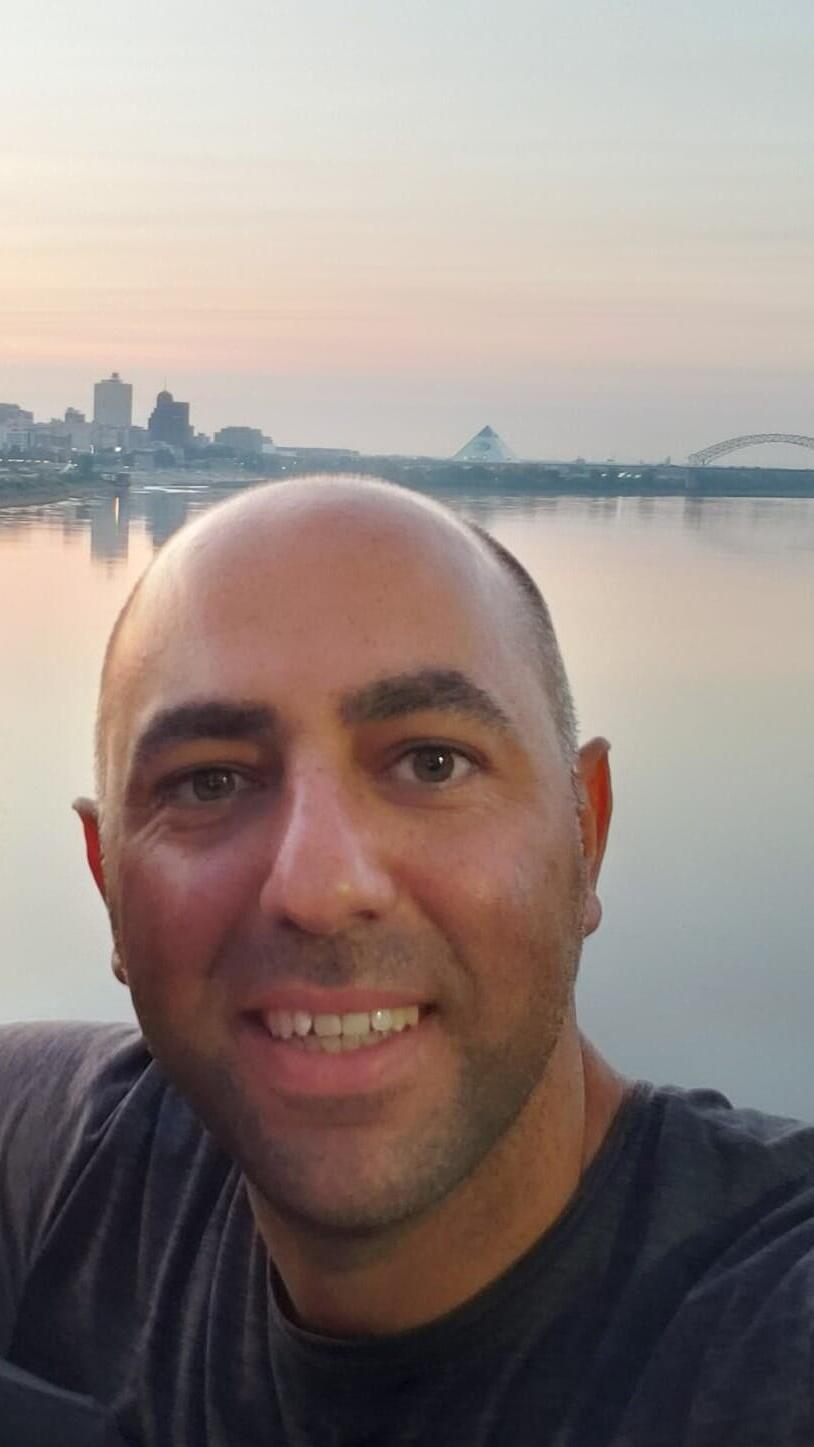 תום איש שלום ז"ל, גל-הד, יד לבנים