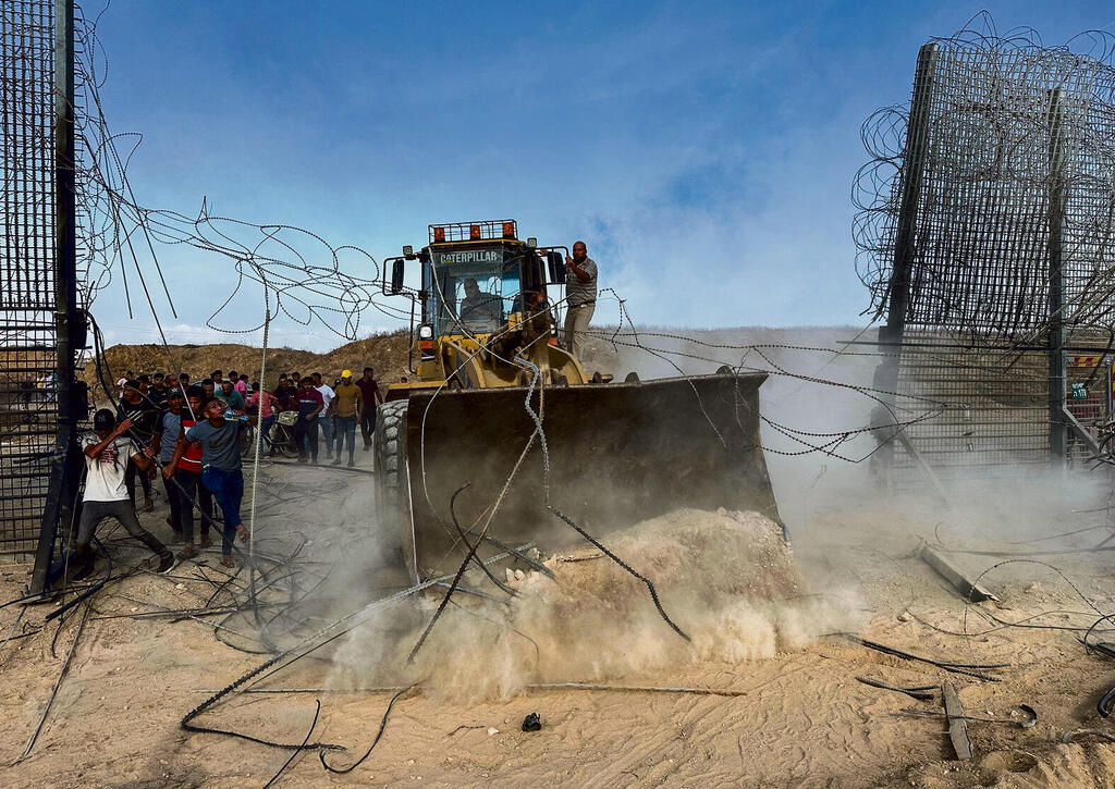 Mohammed Fayq Abu Mostafa, REUTERS