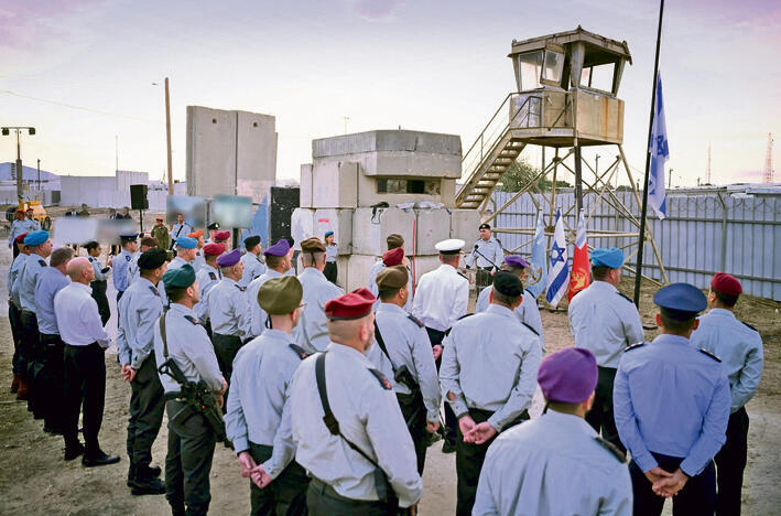 פורום מטכ"ל בטקס הזיכרון בבסיס זיקים, אתמול ב־6:29 | צילום: דובר צה"ל