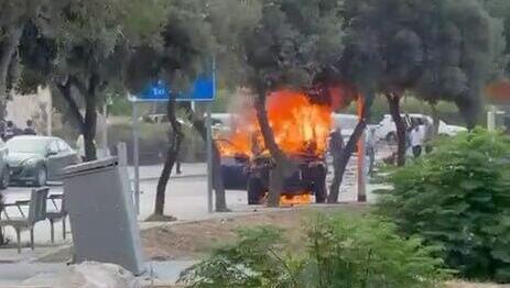 Jerusalem car-bomb assassination attempt leaves known criminal seriously wounded