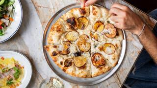 By the sea with 8 dishes and zero pretensions: we found a place that's fun to sit in