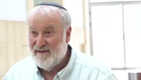 ההגנה מבקשת להאריך את עדות מנדלבליט בחמישה ימים - ומדגישה: "גם מעבר לזה"