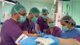 Weighed 238 kg, lost 70 – then underwent surgery to remove a massive "apron" of skin