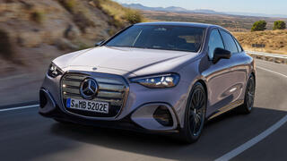 Electric or gasoline: Mercedes updates its family car